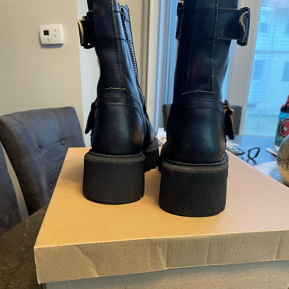Steve Madden Black Boots
